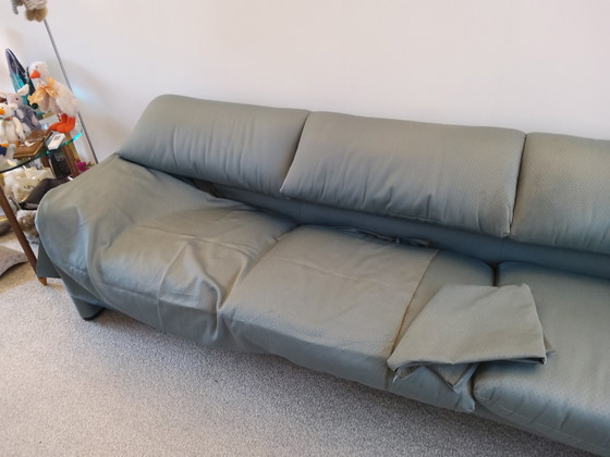 Image 1 of Divano in tessuto Cassina Maralunga a 3 posti