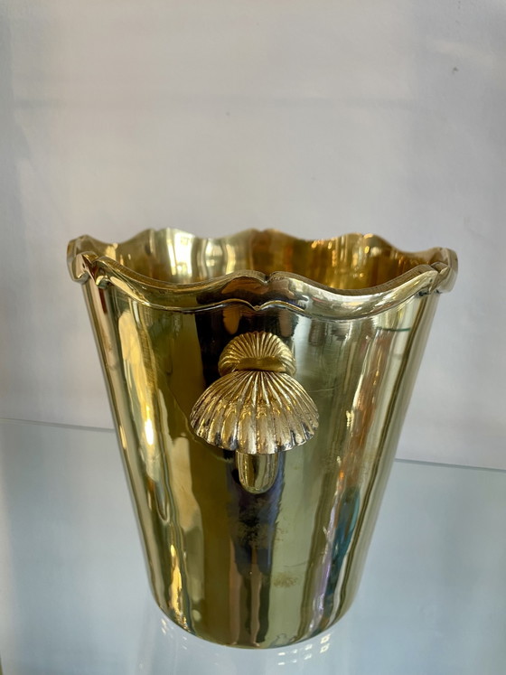 Image 1 of Refroidisseur à champagne/à vin en laiton avec poignées en forme de coquillage