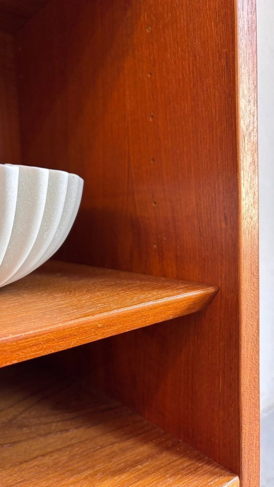 Image 1 of Vintage bookcase LP compartments