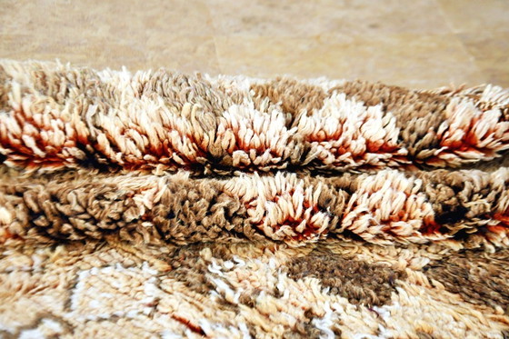 Image 1 of Vintage Checker Zemmour ROud maar tijdloos, dit vintage Zemmour-kleed heeft een opvallend ruitpatroon – 240 x 140 cm | Zwart &am