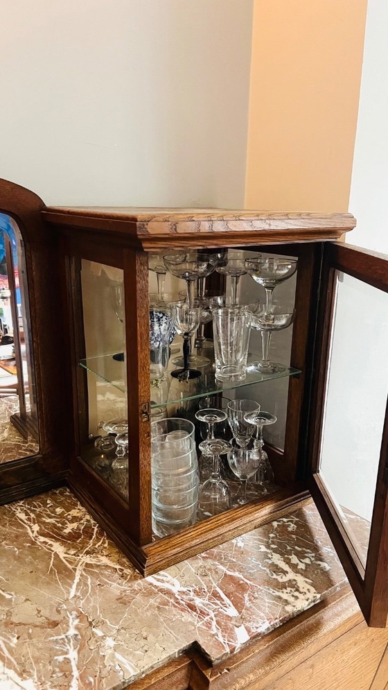 Image 1 of Buffet-/Vitrinenschrank im Art-Deco-Stil mit viel Stauraum, geschliffenem Glas und Spiegel