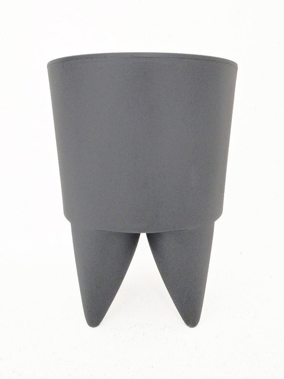 Taburete "Bubu" de Philippe Starck – Plastic, Vintage (photo 2 of 10)