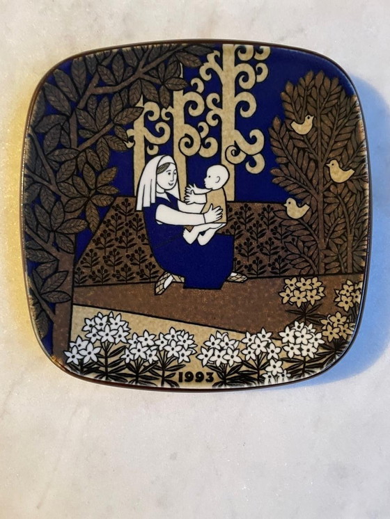 Image 1 of Arabia Kalevala Wall Plates Finlandia 1977-1999