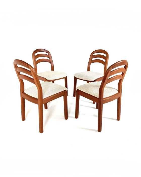 Image 1 of 4x vintage Deense eetkamerstoel, Dyrlund ‘80