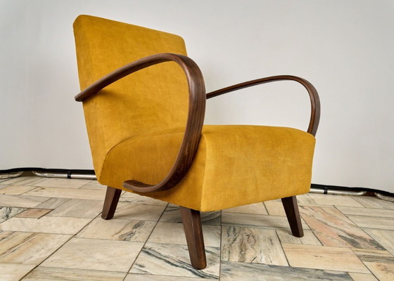Image 1 of Sillón H 410 diseñado por Jindrich Halabala, Checoslovaquia.