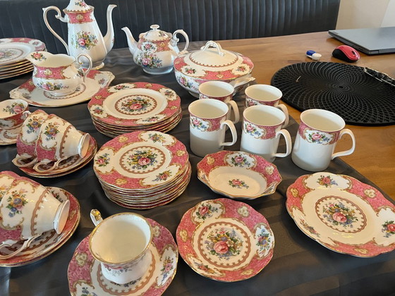 Image 1 of Uitgebreid Servies Royal Albert Lady Carlyle