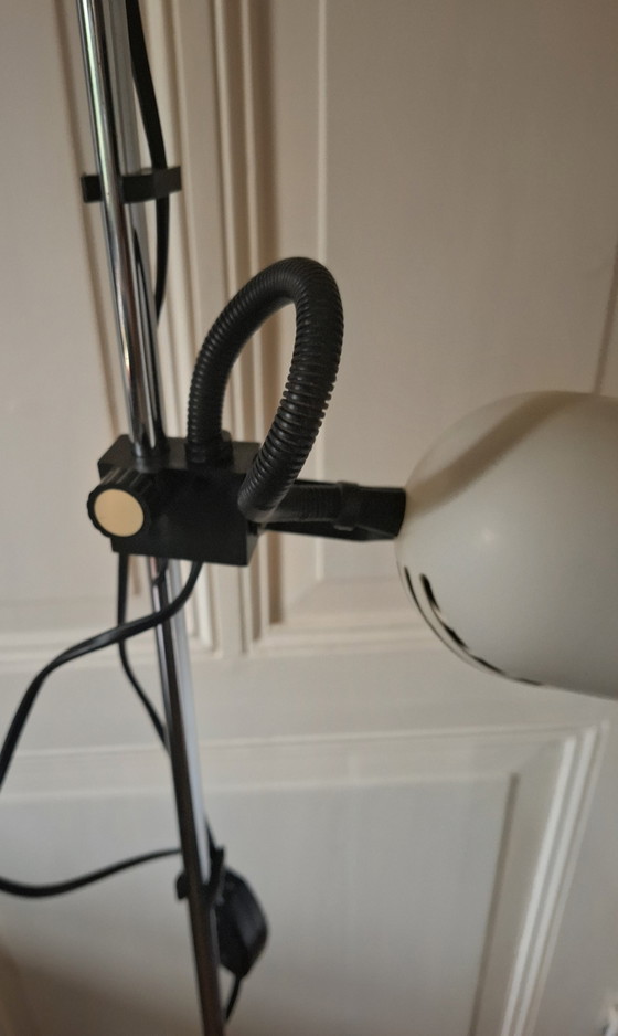 Image 1 of Vloerlamp jaren 70 