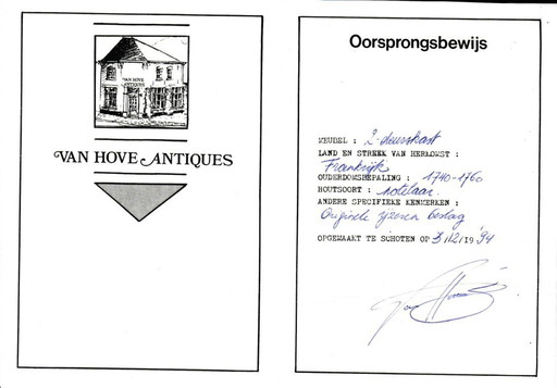 Mobile antico in noce a 2 ante