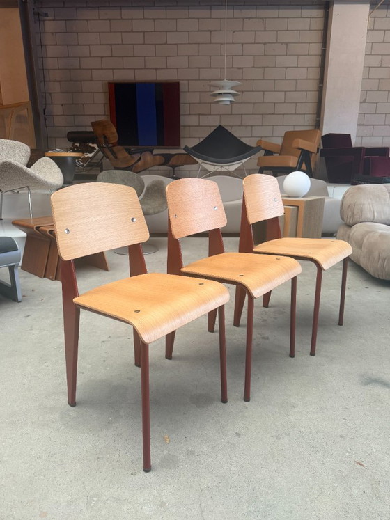 Silla Vitra Standard de Jean Prouvé (existencia: 3) – Sillas de comedor, Metal, Wood (photo 3 of 16)