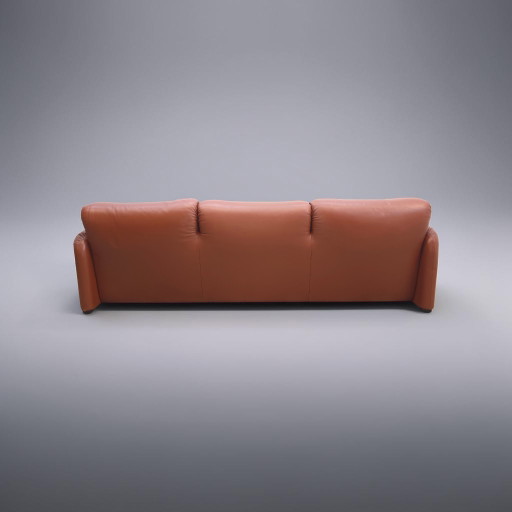 Divano di design a tre posti Cassina Maralunga, divano in pelle – 3 5 zitsbanken, Leather, Modern (photo 2 of 15)