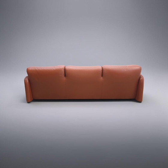 Divano di design a tre posti Cassina Maralunga, divano in pelle – Divani 3 posti, Leather, Modern (photo 2 of 15)