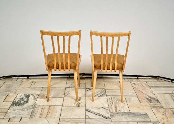 Image 1 of Set aus 2 Esszimmerstühlen, 1960er Jahre, Tschechoslowakei