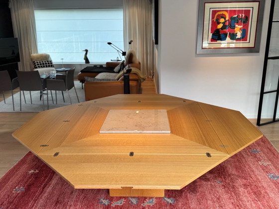 Image 1 of Mesa circular del diseñador VDBP