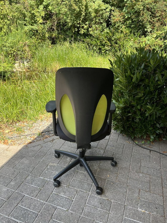Giroflex 353 - Bürostuhl, gebraucht, mit Netzgewebe-Rückenlehne, Stuhl 2 – Bürostühle, Textile (photo 5 of 9)