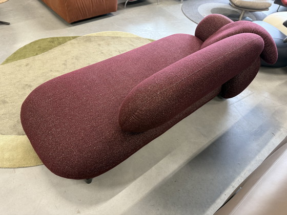 Image 1 of Leolux Pulla Divan XL Sofa Mondo Stoff Viola 225xD105