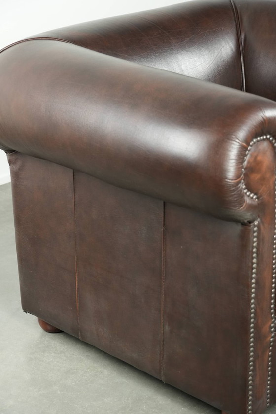 Luxury brown cowhide leather set consisting of a smooth Chesterfield sofa and armchair – 3-5 seaters (photo 26 of 26)