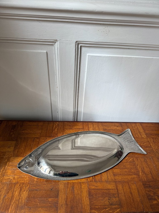 Image 1 of Bandeja de metal plateada para pescado