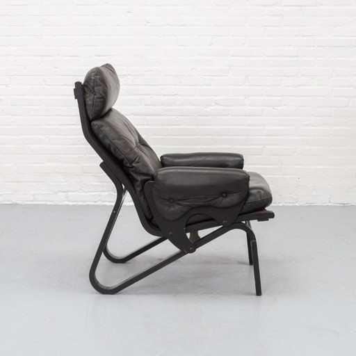 Sillón de cuero estilo escandinavo de los años 70