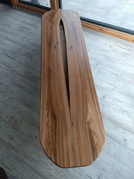 Image 1 of Monarca Silvestre: La Esencia de la Grandeza Atemporal