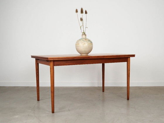 Image 1 of Table en teck, design danois, années 1970, fabrication : Danemark