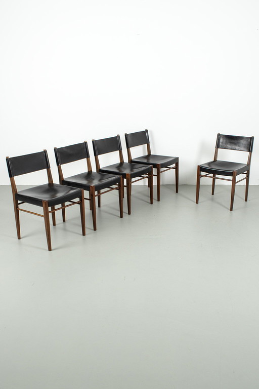 Set van 5 vintage stoelen met stevig leer