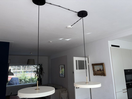Umage Asteria Plus Pendelleuchte, 2-teilig, LED, mittelgroß, Ø 43 mm, Messing/Perlweiß – Pendelleuchten (photo 8 of 8)