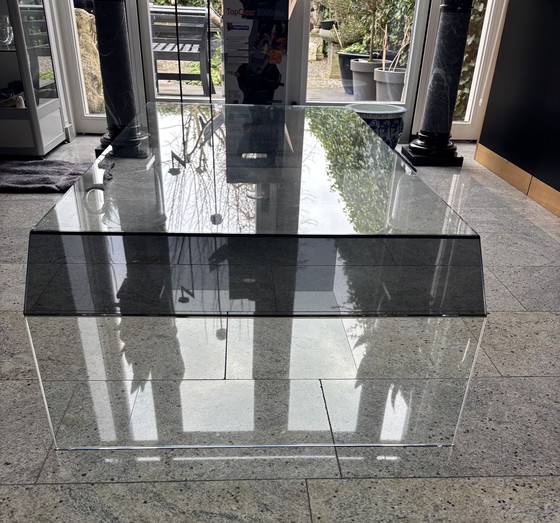 Image 1 of Mesa de centro de cristal