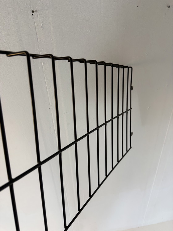 Image 1 of Teil des Nisse-Schnurwandsystems: Leseregal '60