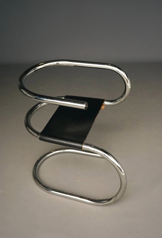 Image 1 of Rare chaise d'appoint tubulaire Wim van den Bergh. Années 1980.