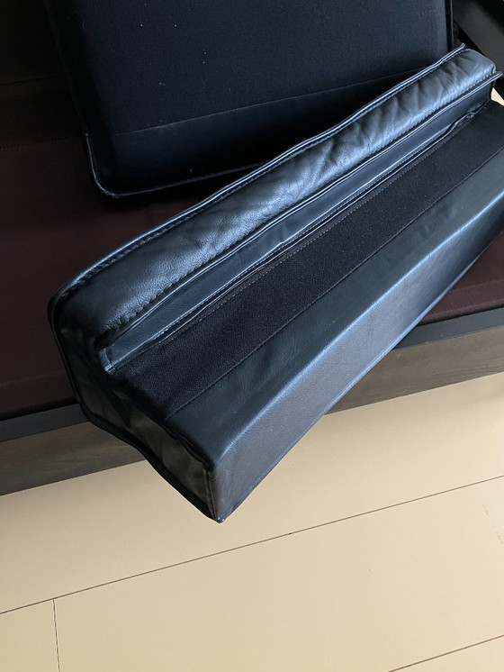 Image 1 of Leolux - Sofá de dos plazas de cuero negro modelo 757, Harry de Groot