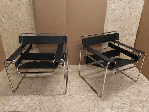 KNOLL Int. 2 Poltrone B3 WASSILY (NUOVE) acciaio inox e cuoio NERO