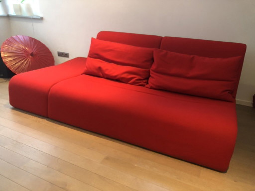 Slaapbank DOWNTOWN van Ligne Roset, ontworpen door Pascal Mougre.