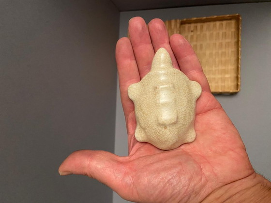 Image 1 of 6 tortugas de cerámica agrietada de OLTREFRONTIERA, origen asiático.