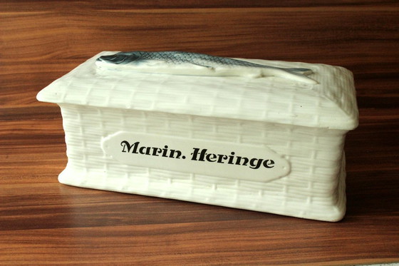 Image 1 of Excepcional tarro de pescado - terrina de pescado - tarro de arenque - cerámica