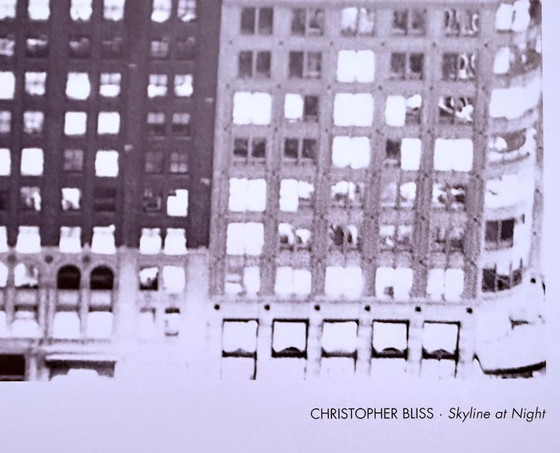 Image 1 of Christopher Bliss : "Skyline at Night". Lithographie offset sur papier épais.
