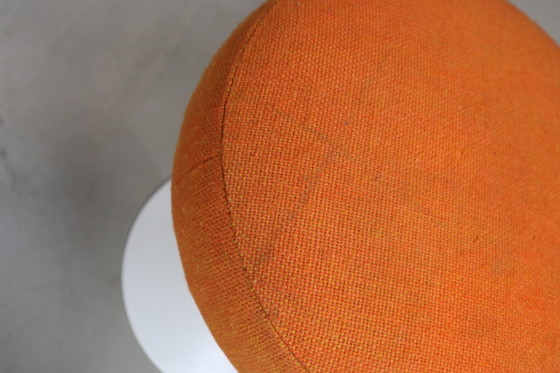 Image 1 of Pair of Eero Saarinen Tulip Stools for Knoll International, 1970's