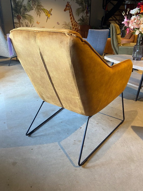 Image 1 of Yuni Armchair