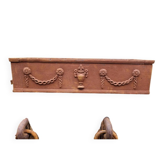 Rusty cast iron jardiniere planter, Plant pot, Brown, Vintage (photo 9 of 10)