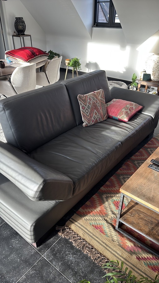 2x lederen banken van het merk jori