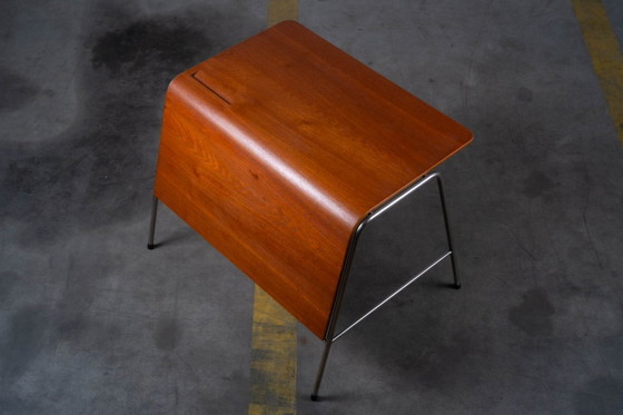 Image 1 of Escritorio de profesor muy raro de Arne Jacobsen