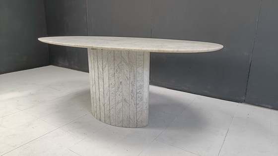 Image 1 of Oval White Marble Dining Table, 1970s