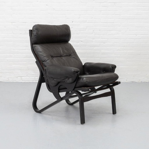 Sillón de cuero estilo escandinavo de los años 70