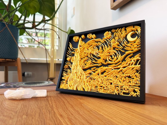 Starry Night Reimagined — Sculpturaal Reliëf (S) – Studio Mihai Enescu, Wanddecoratie, Plastic (photo 2 of 14)