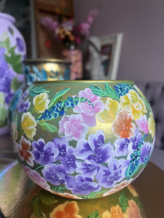 Image 1 of Hand-painted ball vase