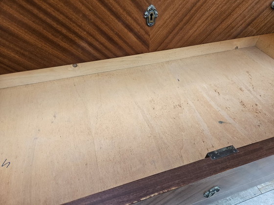 Image 1 of Cómoda de los años 80 en nogal, palisandro y arce.