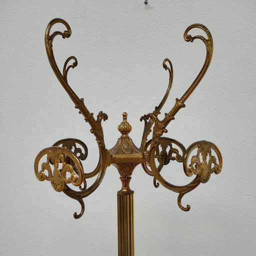 Porte-manteau sur pied en laiton rococo doré Arbre d'entrée Hollywood Regency