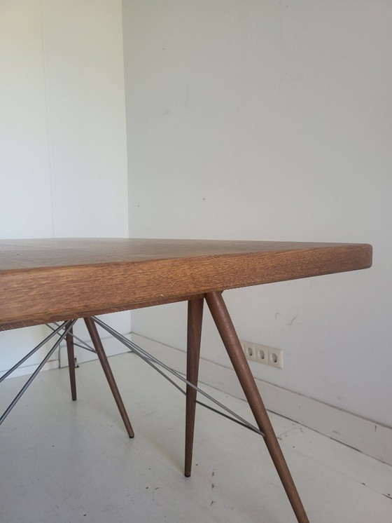 Image 1 of Table à manger en bois massif