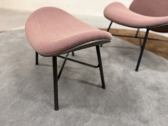 Image 1 of Poltrona Pode Nihan con pouf in tessuto Steelcut trio