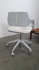 Interstuhl Silver 162S office chair white leather James Bond