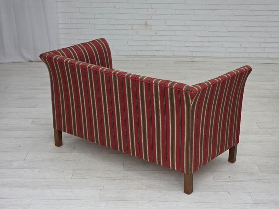 Image 1 of Dänisches 2-Sitzer-Sofa aus den 1960er Jahren, gestreift, rot/mehrfarbig, Möbelwolle